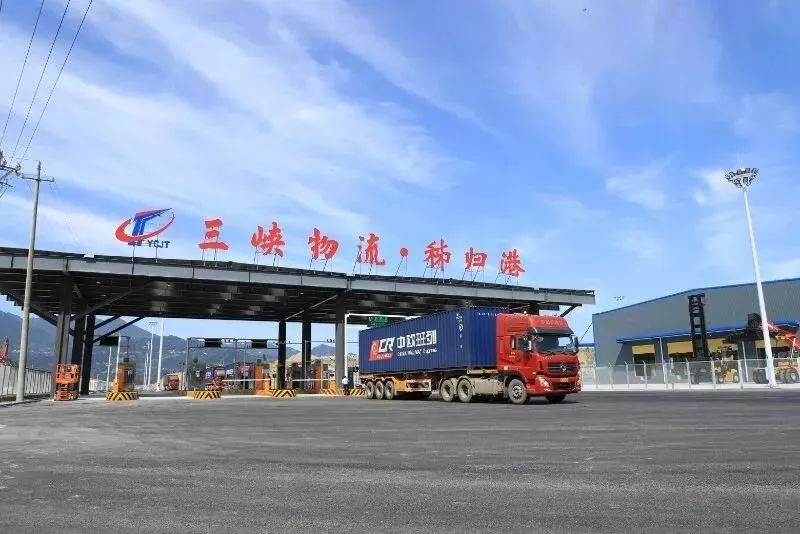 How does the virtual warehouse operate？(图3)